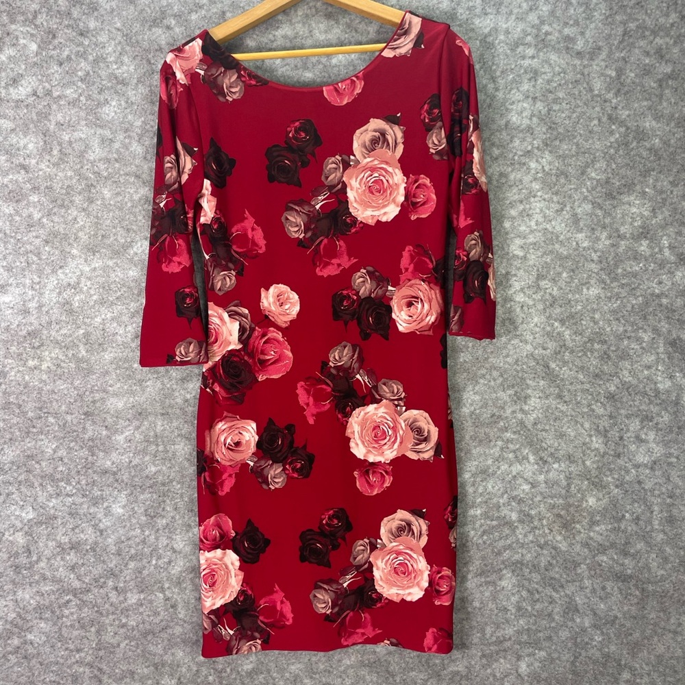 White House Black Market Dress Womens XS Red Rose Floral 3/4 Sleeve Sheath.